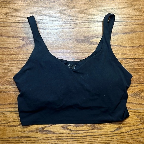 Offline by Aerie Black Capsule Wardrobe Athletic Cropped Tank Top A38 - Picture 1 of 3